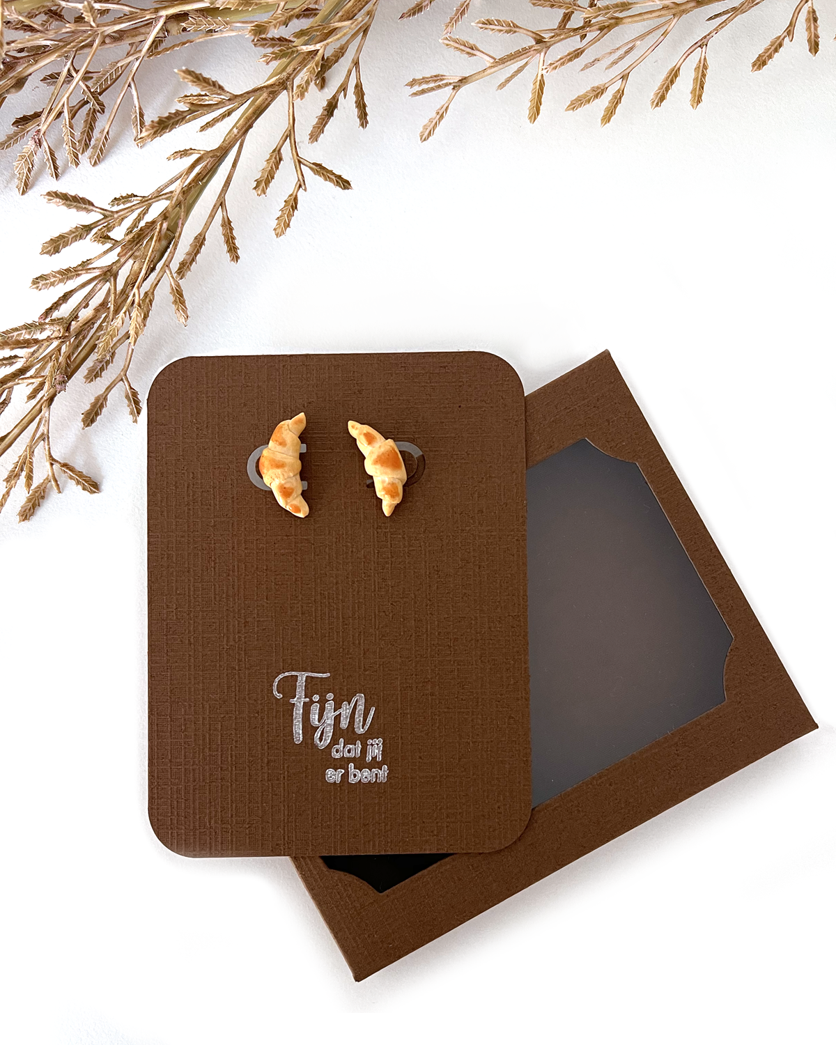 Fijn dat jij er bent - Croissantje | Polymeer Klei Oorbellen | Gift